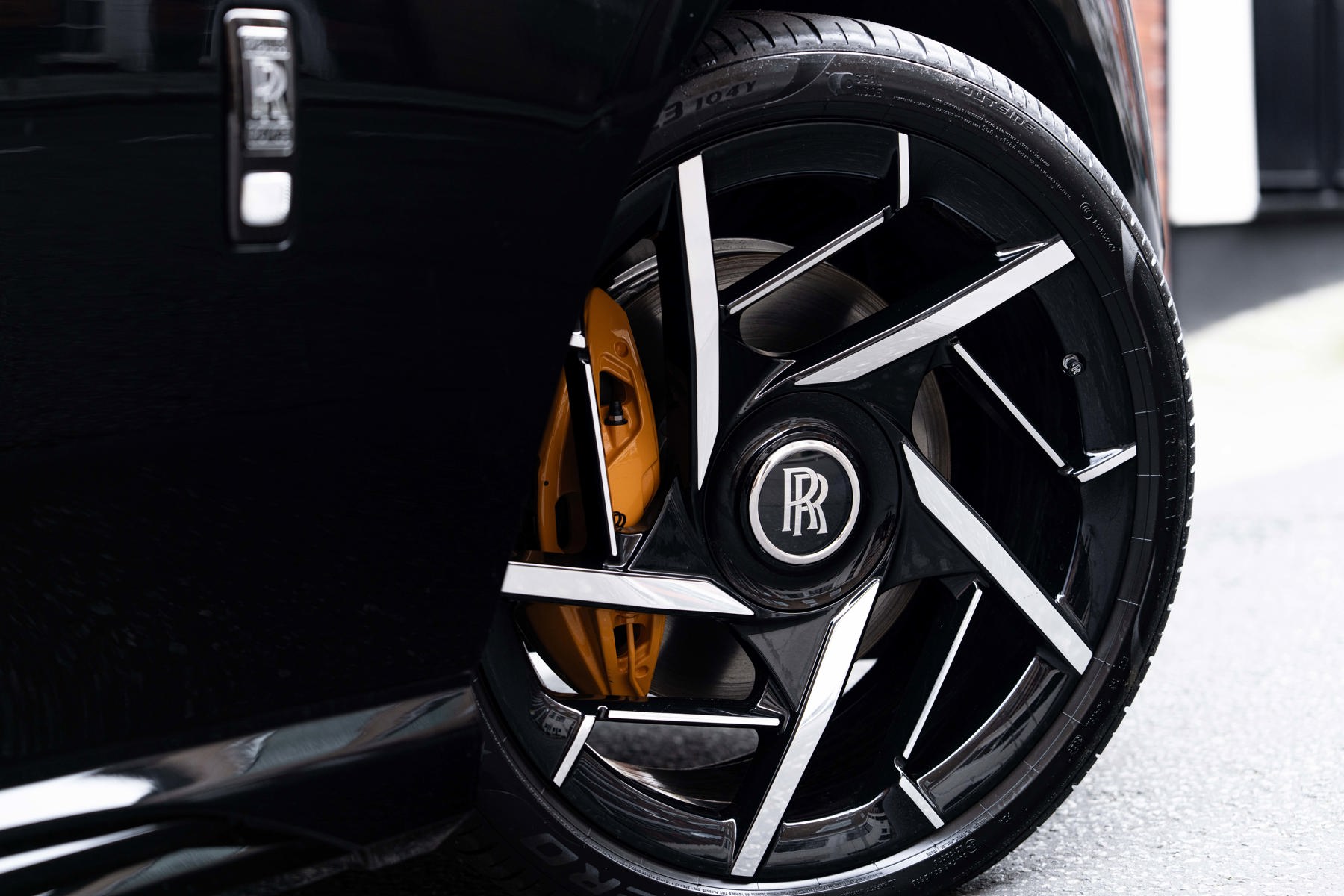 Rolls Royce Spectre Alloy